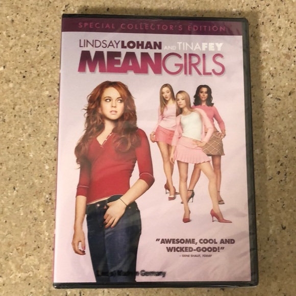 Brand new Mean Girls movie - Picture 1 of 5
